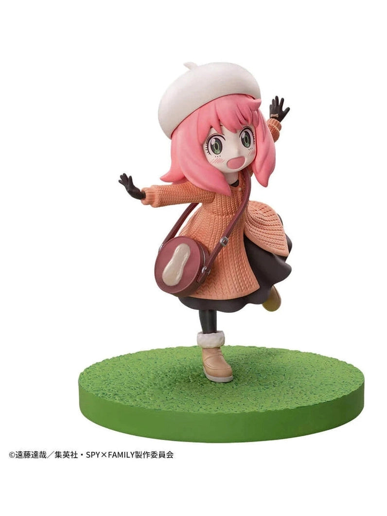 SPY X FAMILY FIGURA LUMINASTA ANYA FORGER FAMILY OOTING PRECINTADA PREVENTA 3-4 sem.